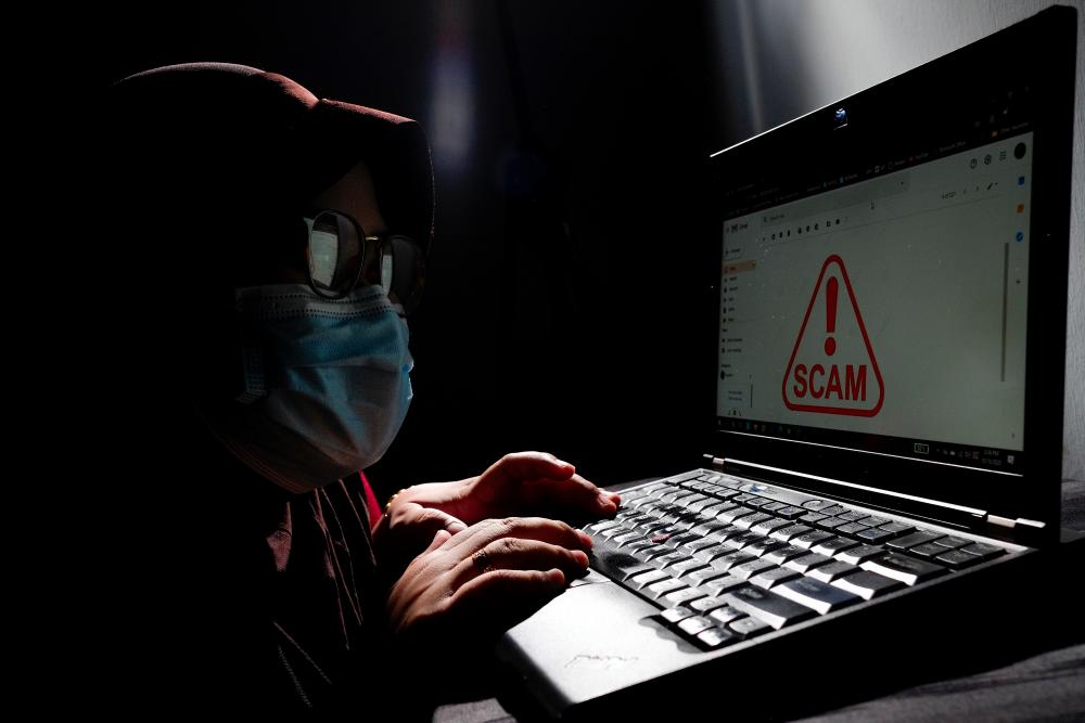 HR assistant manager scammed of over RM500,000