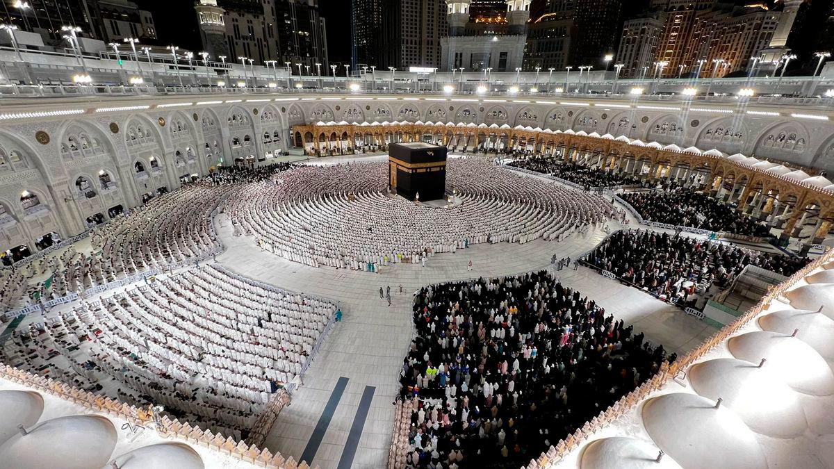 Haj: Nearly 60% of Malaysian pilgrims arrive in Holy Land Haj: Nearly 60% of Malaysian pilgrims arrive in Holy Land
