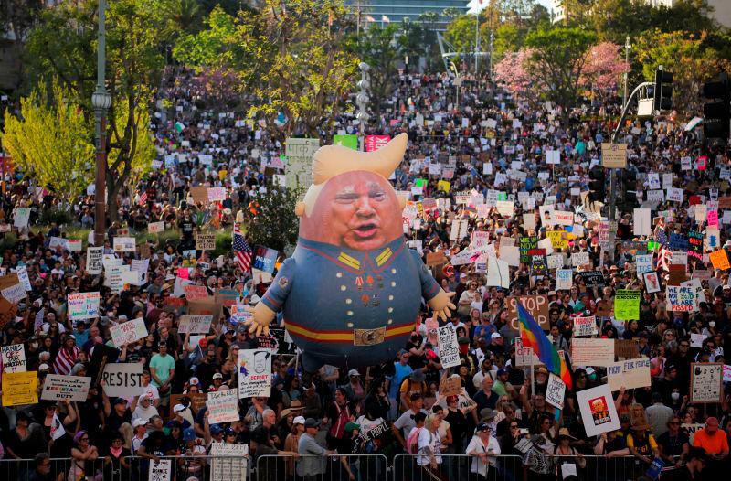 ‘Hands Off!’ Anti-Trump Americans flood Washington ‘Hands Off!’ Anti-Trump Americans flood Washington