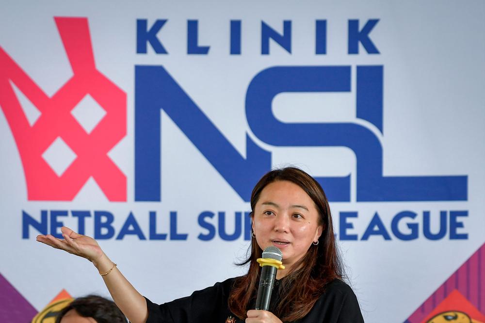 Hannah urges sports associations to reduce political practices