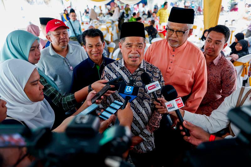 Harga benih padi disemak dari semasa ke semasa, pastikan kadar munasabah - Mohamad Sabu Harga benih padi disemak dari semasa ke semasa, pastikan kadar munasabah - Mohamad Sabu