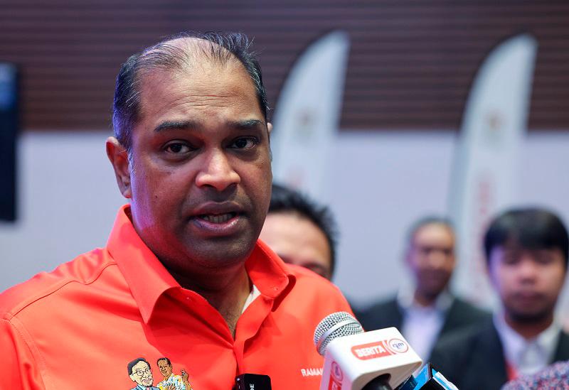 Henti main isu perkauman, agama - Ramanan Henti main isu perkauman, agama - Ramanan