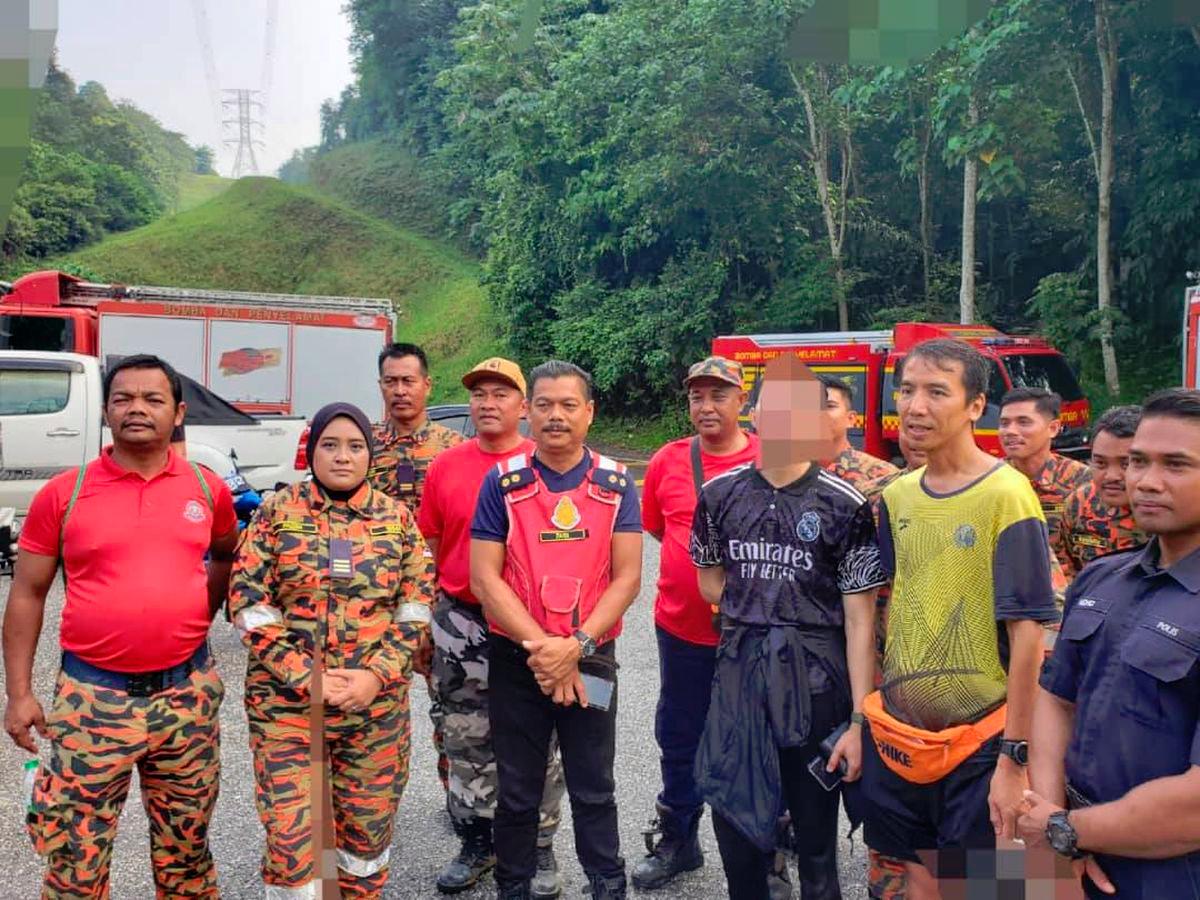 Hiker’s 15-hour fight for survival on Bukit Lagong, drinks muddy water to stay alive Hiker’s 15-hour fight for survival on Bukit Lagong, drinks muddy water to stay alive