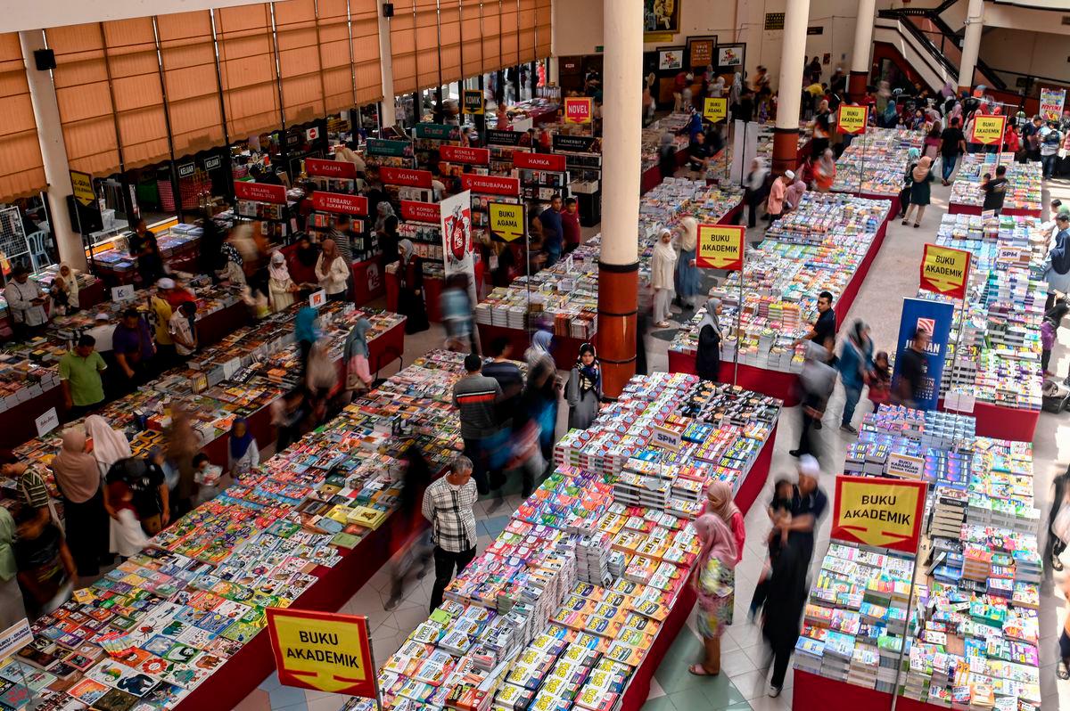 Home Ministry bans seven books