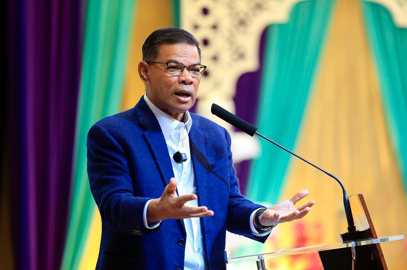Home Ministry launches probe into incomplete Jalur Gemilang video at baby expo Home Ministry launches probe into incomplete Jalur Gemilang video at baby expo