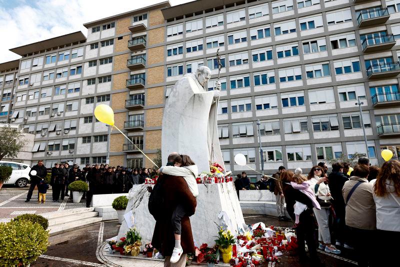 Hospitalised Pope Francis addresses frailty, calls body 'weak' Hospitalised Pope Francis addresses frailty, calls body 'weak'