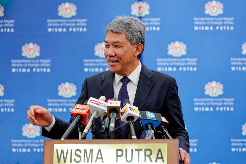 Humanitarian mission: Mohamad arrives safely in Myanmar 
