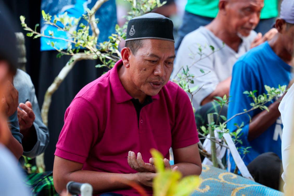 I can't bear watching videos of crash - UPSI bus crash victim's father I can't bear watching videos of crash - UPSI bus crash victim's father