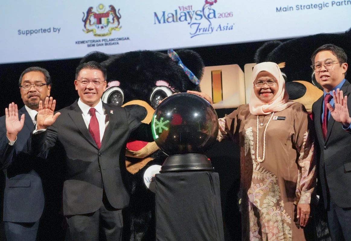 KL roads closed for I LITE U lighting festival with PM Anwar, Michelle Yeoh KL roads closed for I LITE U lighting festival with PM Anwar, Michelle Yeoh
