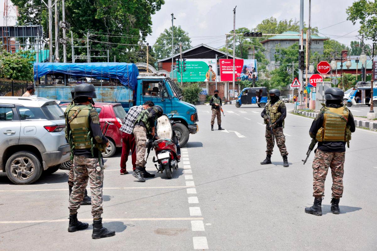Indian army says talks with Pakistan's military operations chief delayed Indian army says talks with Pakistan's military operations chief delayed