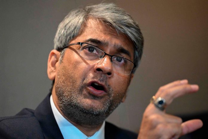 Indian football clubs meet hoping to salvage tournament