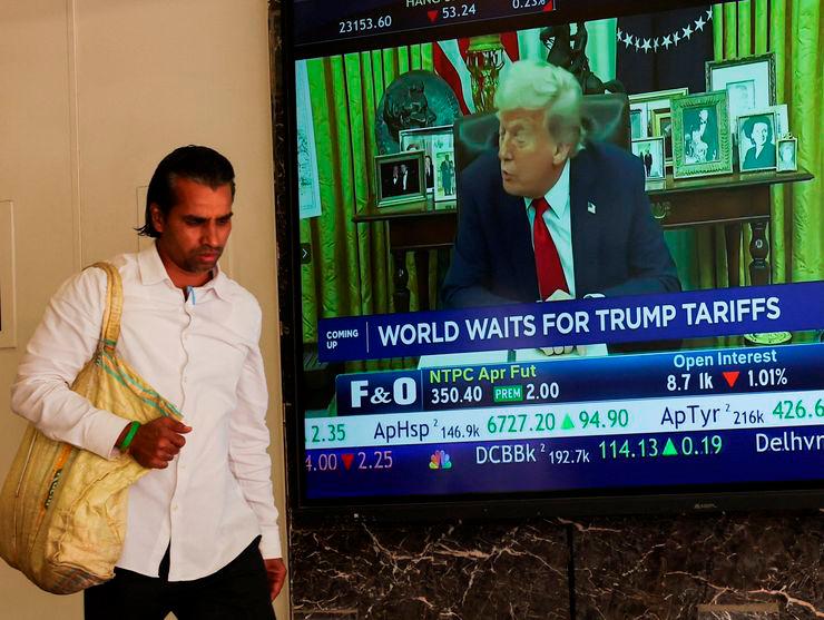 Indian pharma stocks 'breathe easy' on US tariffs exemption Indian pharma stocks 'breathe easy' on US tariffs exemption