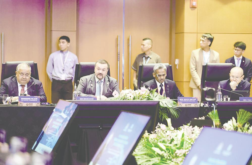 Innovative funding vital to accelerate Asean’s transition to low-carbon economy: Amir Hamzah Innovative funding vital to accelerate Asean’s transition to low-carbon economy: Amir Hamzah