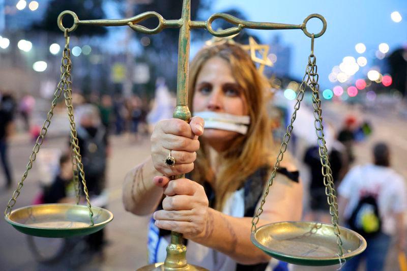 Israel calls up tens of thousands of reservists for Gaza offensive Israel calls up tens of thousands of reservists for Gaza offensive