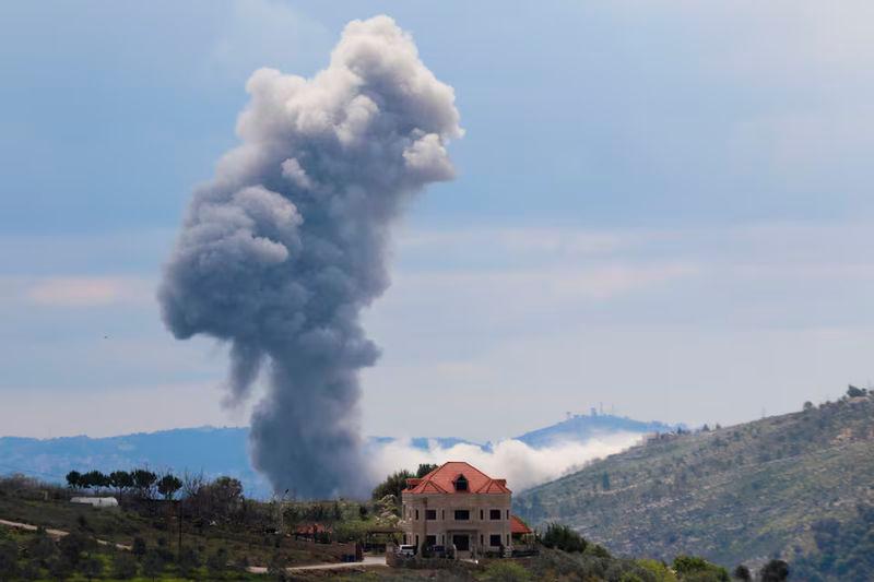 Israel strikes Lebanon in response to cross-border rocket fire Israel strikes Lebanon in response to cross-border rocket fire