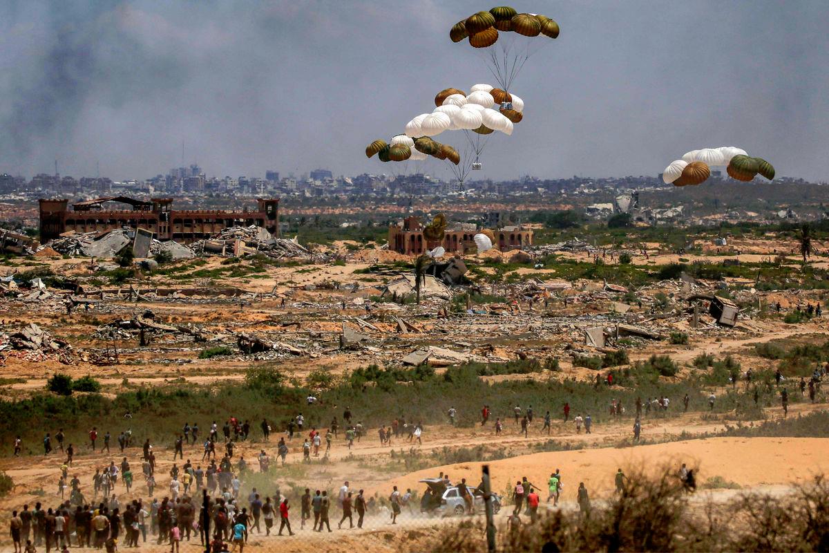 Israel to partially reopen Gaza private goods trade amid aid crisis Israel to partially reopen Gaza private goods trade amid aid crisis