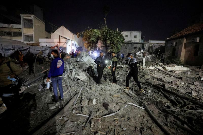 Israeli missiles strike Gaza hospital, patients evacuated Israeli missiles strike Gaza hospital, patients evacuated