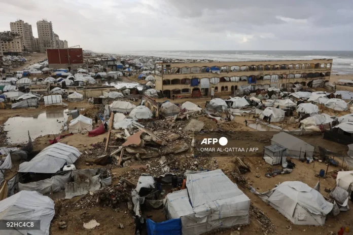 Israeli army kills 2 militants in Gaza despite ceasefire