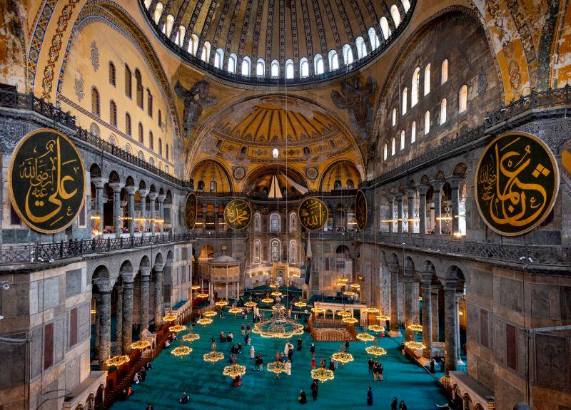 Istanbul's Hagia Sophia prepares for next big quake