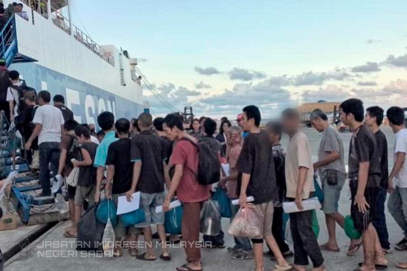JIM Sabah hantar pulang 670 warga Filipina ke negara asal melalui Sandakan