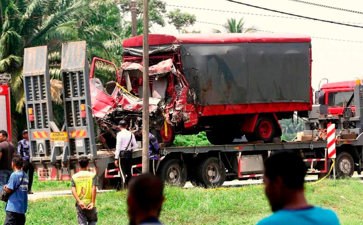 JPJ buka kertas siasatan terhadap syarikat lori terlibat kemalangan trak FRU JPJ buka kertas siasatan terhadap syarikat lori terlibat kemalangan trak FRU