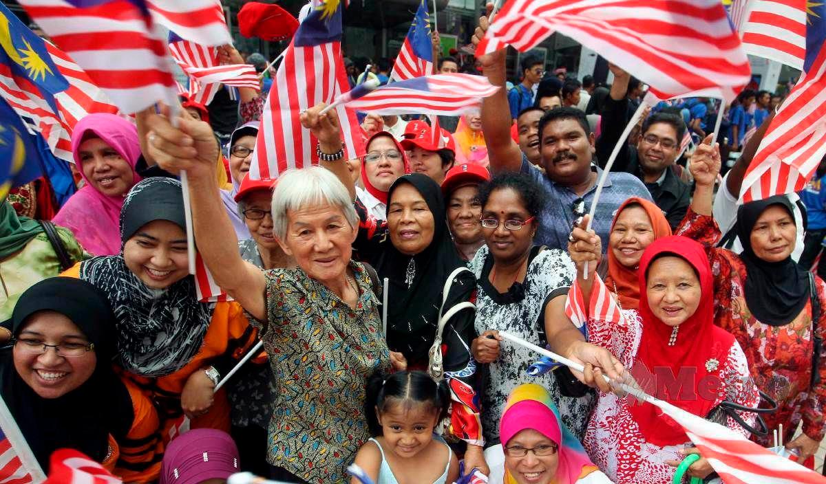 Jalur Gemilang must be displayed correctly with respect - Loke Jalur Gemilang must be displayed correctly with respect - Loke