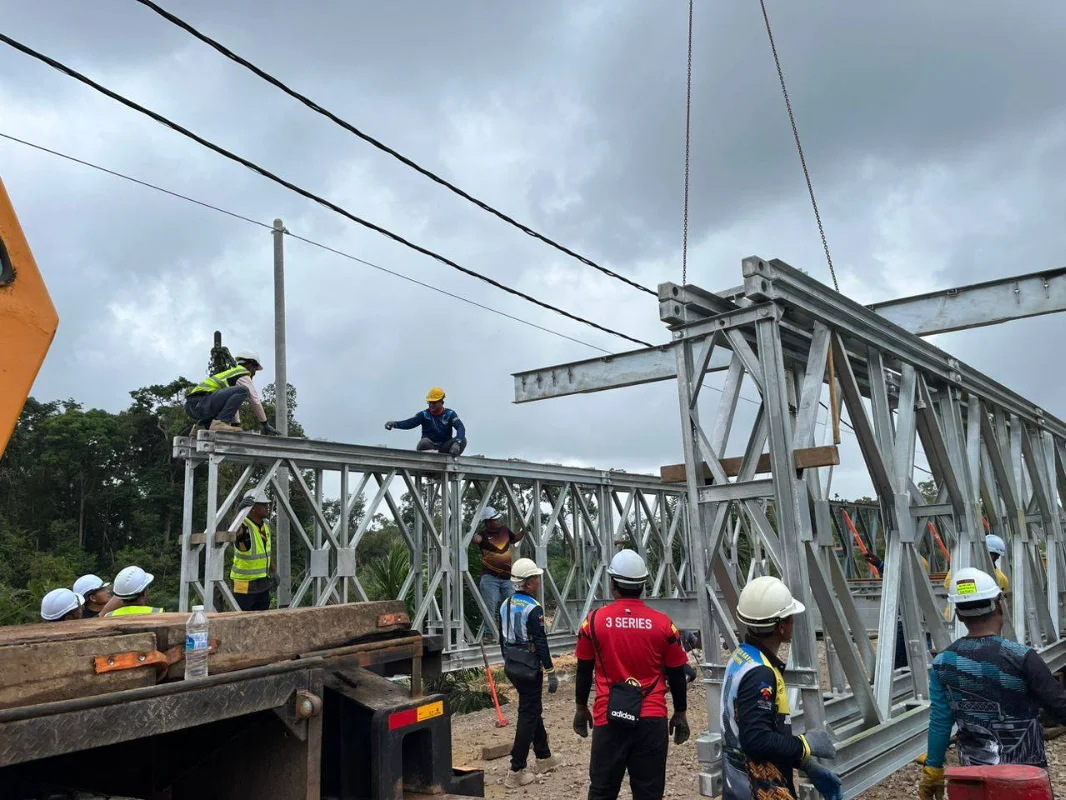 Jambatan_Bailey_siap_di_Kampung_Sungai_Mok__laluan_dibuka