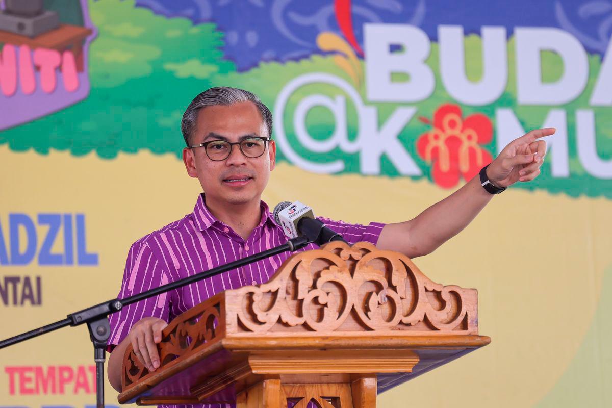 Jangan takut tonjol semangat patriotisme, kibar Jalur Gemilang - Fahmi Jangan takut tonjol semangat patriotisme, kibar Jalur Gemilang - Fahmi