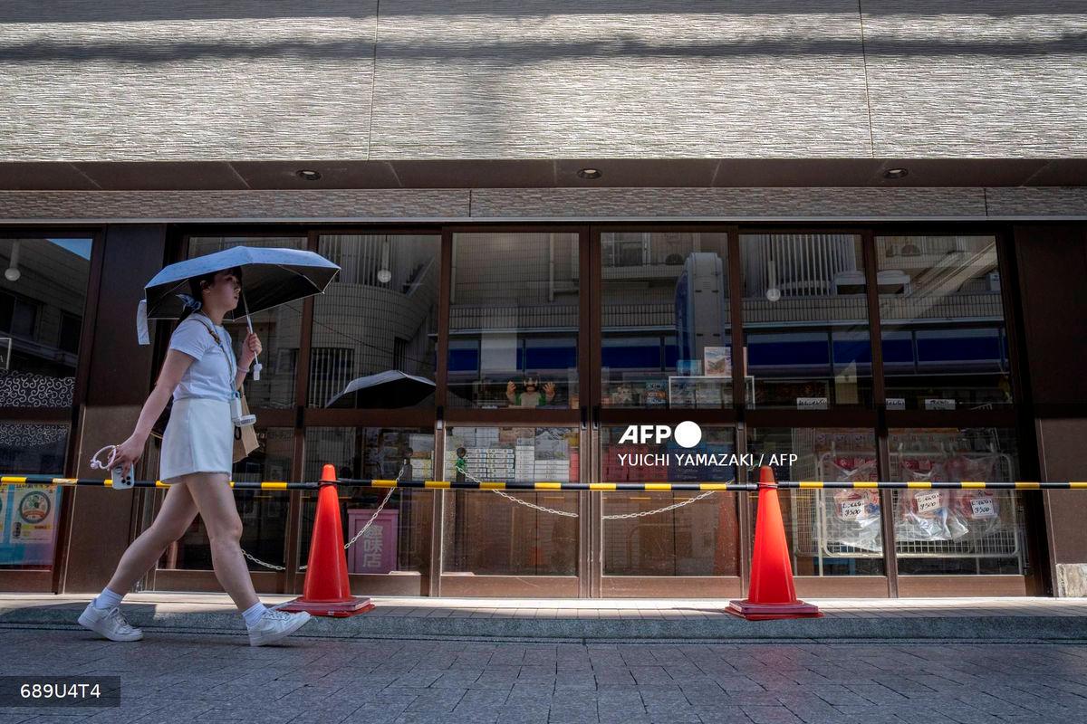 Japan orders evacuations as heavy rains trigger floods and landslides Japan orders evacuations as heavy rains trigger floods and landslides