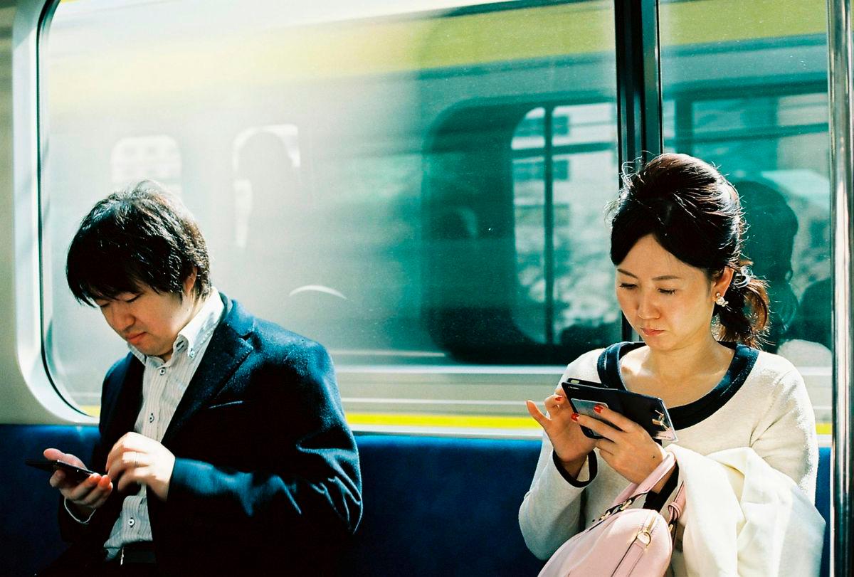 Japanese city proposes two-hour daily smartphone guideline Japanese city proposes two-hour daily smartphone guideline