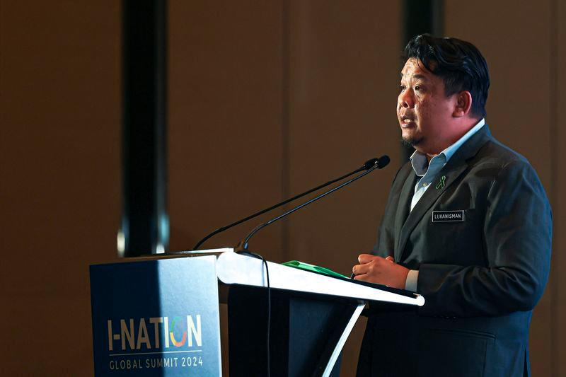 Job restructuring part of MOH efforts in tackling lack of specialists - Lukanisman Job restructuring part of MOH efforts in tackling lack of specialists - Lukanisman