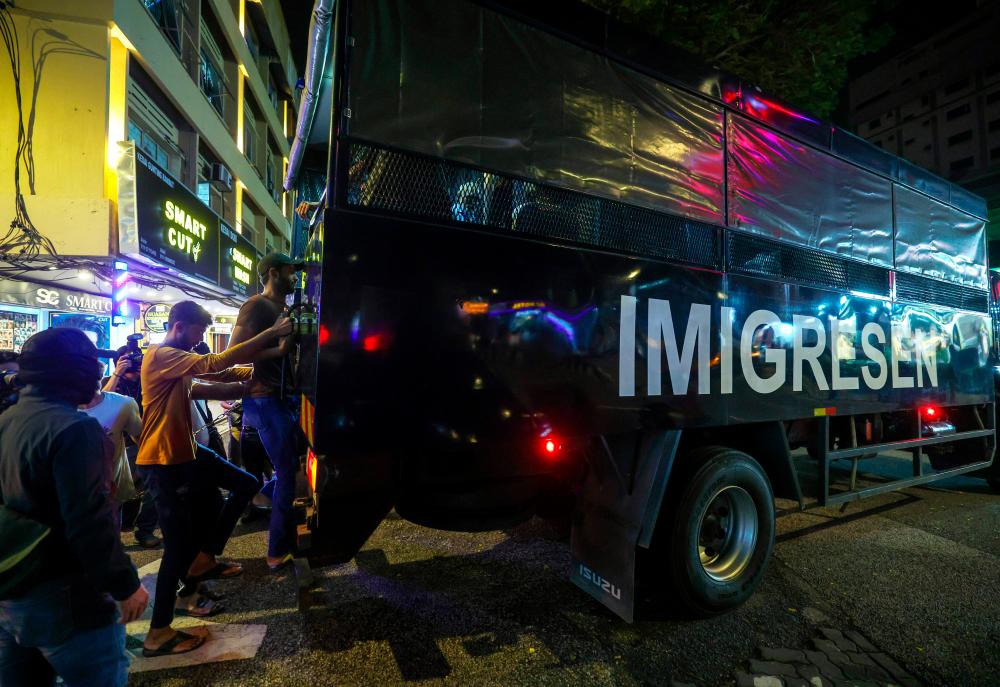 Johor Immigration detains 130 foreign nationals, two local employers in Integrated Op