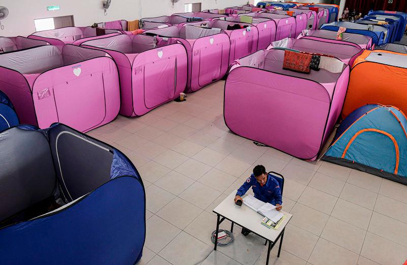 Johor floods: 210 remain at relief centre Johor floods: 210 remain at relief centre