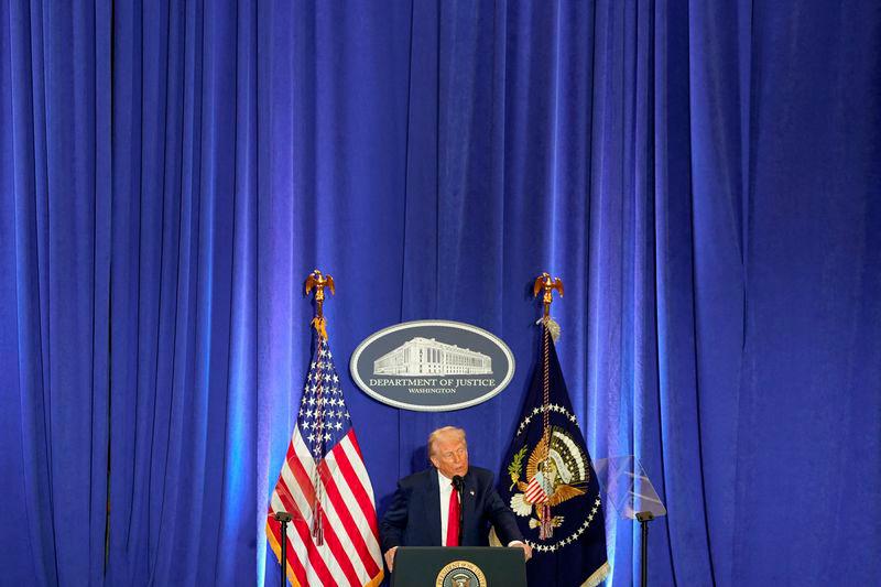 Judge temporarily blocks Trump's use of wartime powers to target Venezuelan gang members