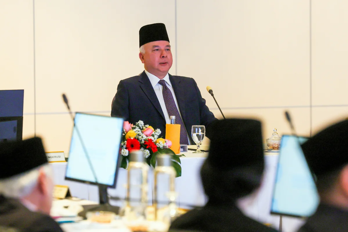 Sultan Nazrin gesa tindakan susulan terhadap ketetapan MKI Sultan Nazrin gesa tindakan susulan terhadap ketetapan MKI