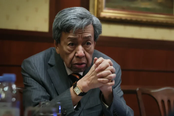 Selangor Sultan orders mosques to be free from political influence