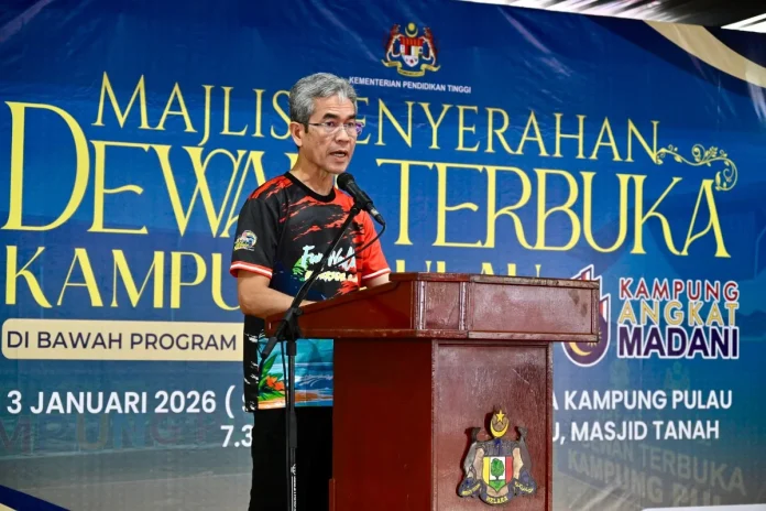 KPT_belanja_RM1_2_juta_bina_dewan__naik_taraf_futsal_kampung KPT belanja RM1.2 juta bina dewan, naik taraf futsal kampung