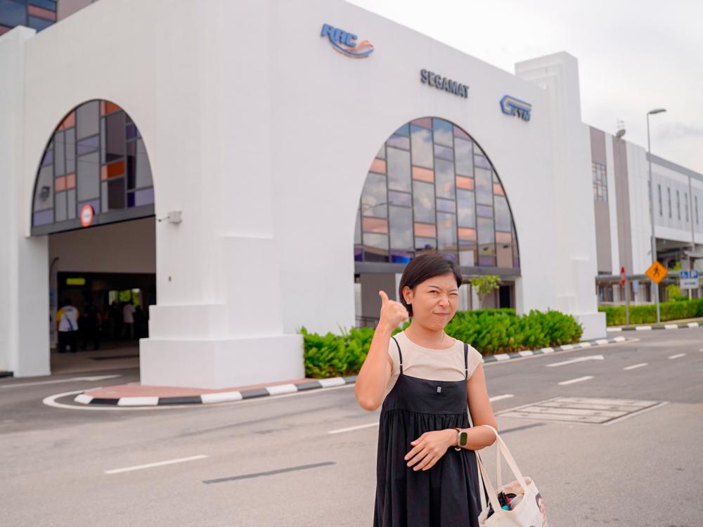 KTM’s inaugural ETS to Segamat gets thumbs up from Jementah assemblywoman