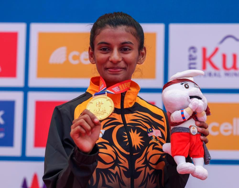 Karate sapu empat emas di Brunei