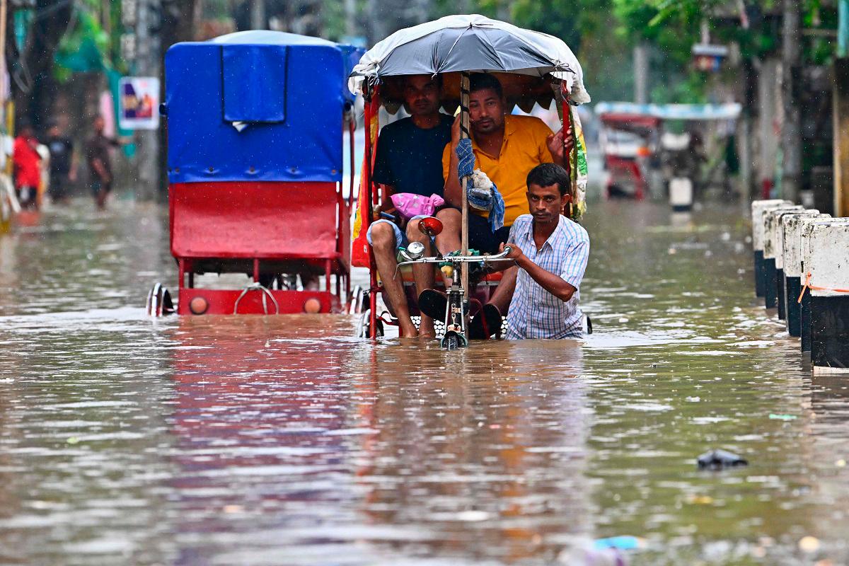 Kashmir flood kills 34 as monsoon rains trigger deadly disaster Kashmir flood kills 34 as monsoon rains trigger deadly disaster