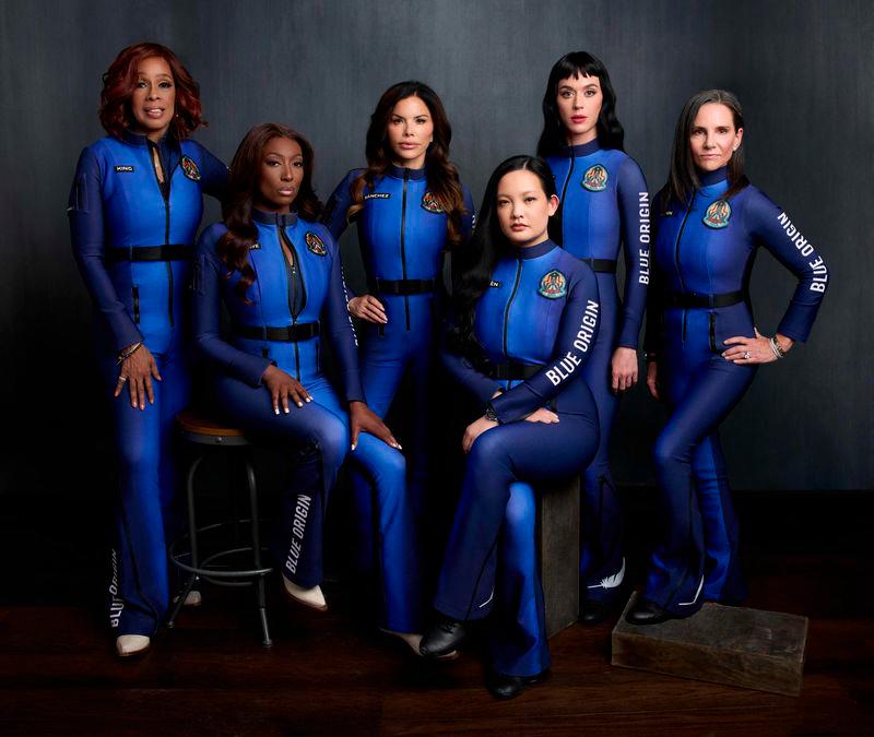 Katy Perry roars into space on all-woman flight Katy Perry roars into space on all-woman flight