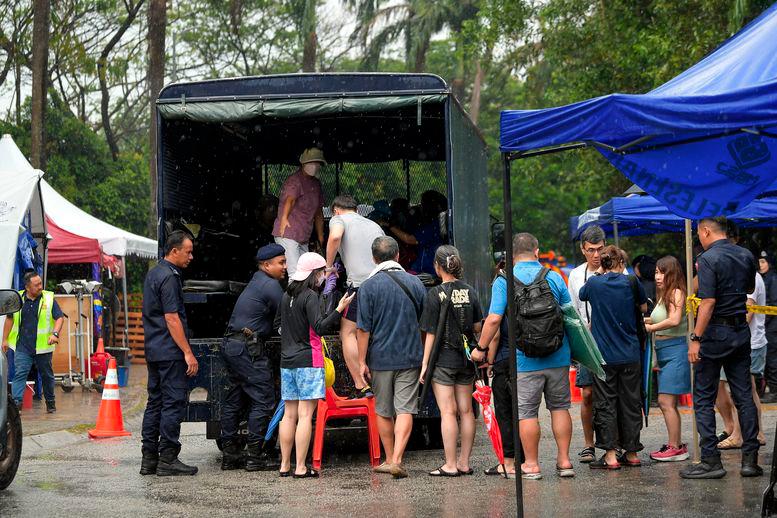 Kebakaran Putra Heights : JPN selesai 312 urusan penggantian dokumen setakat ini