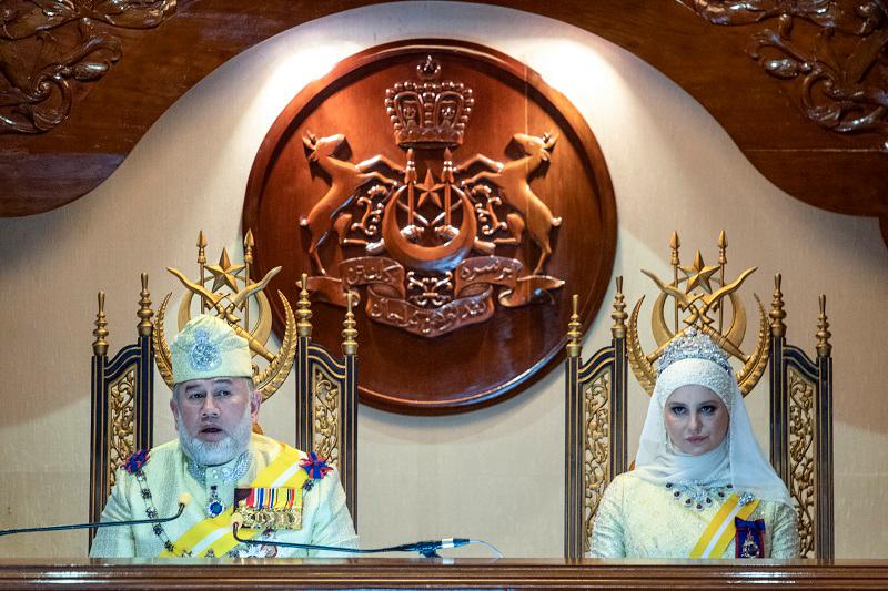 Kelantan Sultan expresses deep concern over security issues at Malaysia-Thailand border