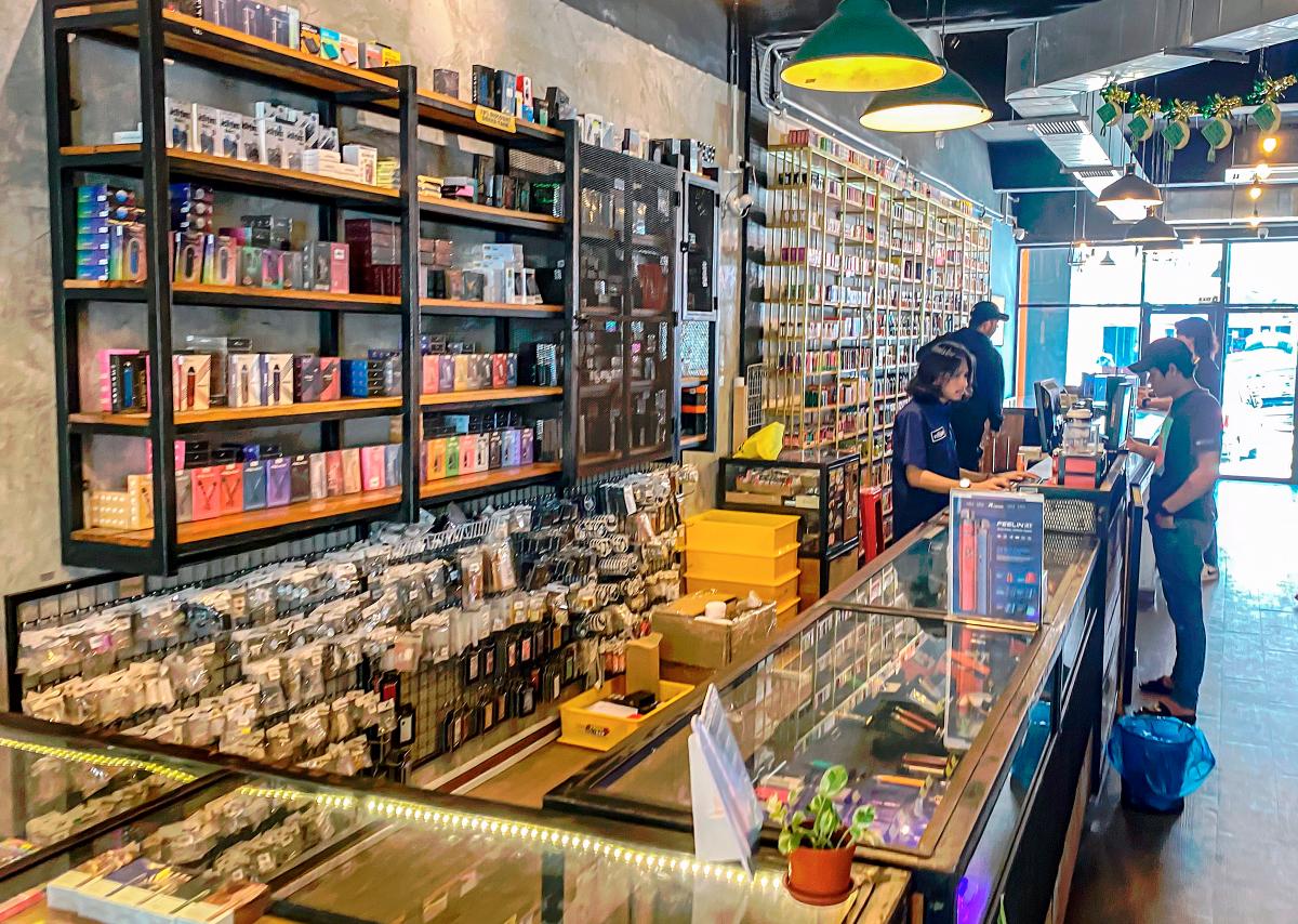 Kelantan vape traders evade enforcement using legal business fronts Kelantan vape traders evade enforcement using legal business fronts