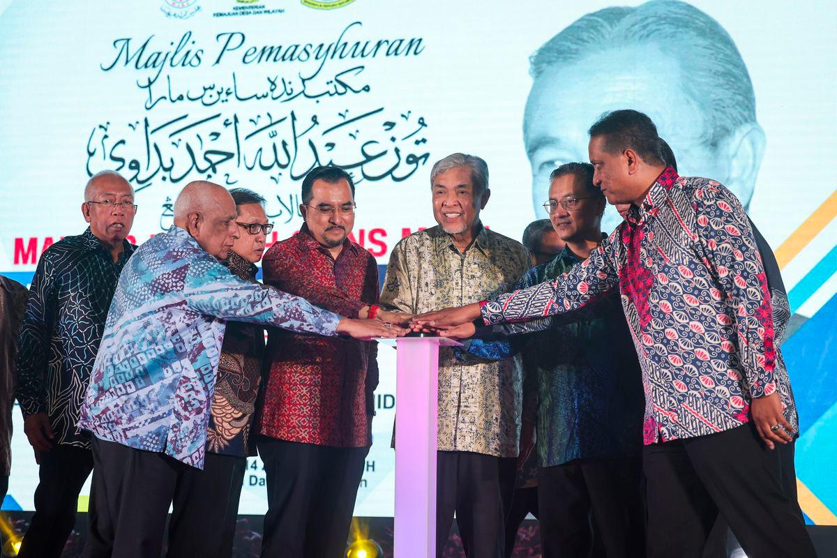 Kepala Batas MRSM renamed Tun Abdullah Ahmad Badawi MRSM Kepala Batas MRSM renamed Tun Abdullah Ahmad Badawi MRSM