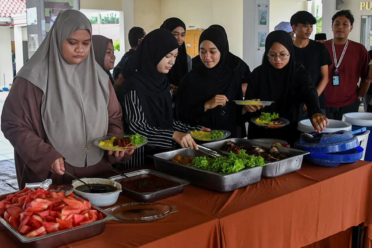 _Kerajaan peruntuk RM15 juta untuk Dapur Siswa bantu mahasiswa Kerajaan peruntuk RM15 juta untuk Dapur Siswa bantu mahasiswa