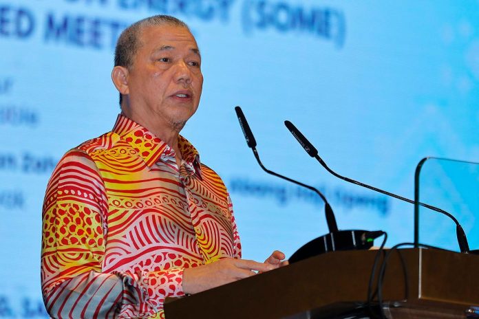 Kerjasama antarabangsa penting untuk masa depan tenaga mampan ASEAN - Fadillah