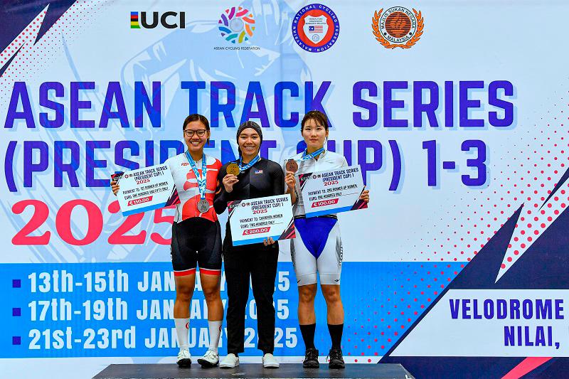 Khairunnisa outshines elite riders to win scratch race in ASEAN Track Series Khairunnisa outshines elite riders to win scratch race in ASEAN Track Series