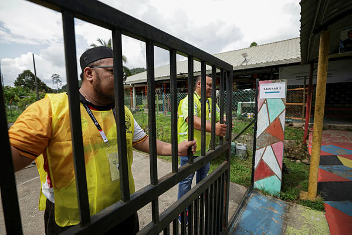 Kinabatangan__Lamag_by-elections_see_13_polling_centres_closed_by_2pm Kinabatangan, Lamag by-elections see 13 polling centres closed by 2pm