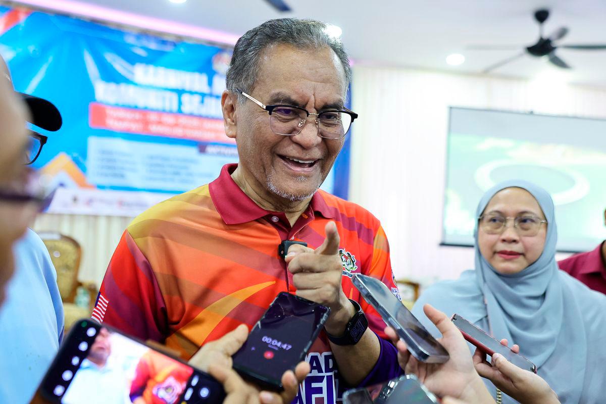 Kurang kesedaran punca masyarakat tidak lakukan saringan kesihatan - Dzulkefly Kurang kesedaran punca masyarakat tidak lakukan saringan kesihatan - Dzulkefly